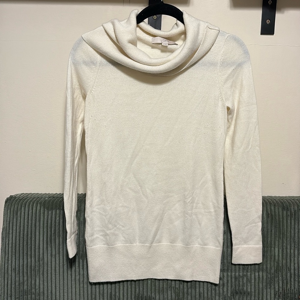 Loft sweater top